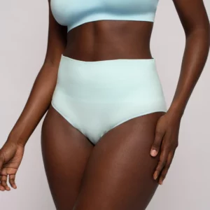 underoutfit.com